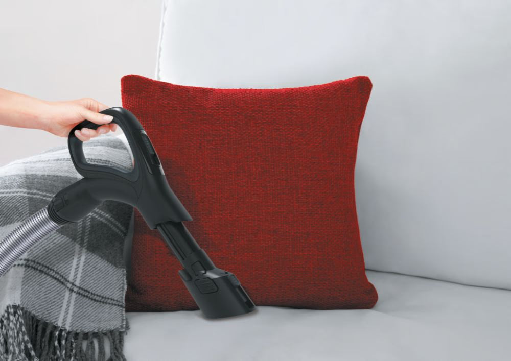 Aspirapolvere Hoover HP720PET 011 a Traino Senza Sacco con Filo 800W