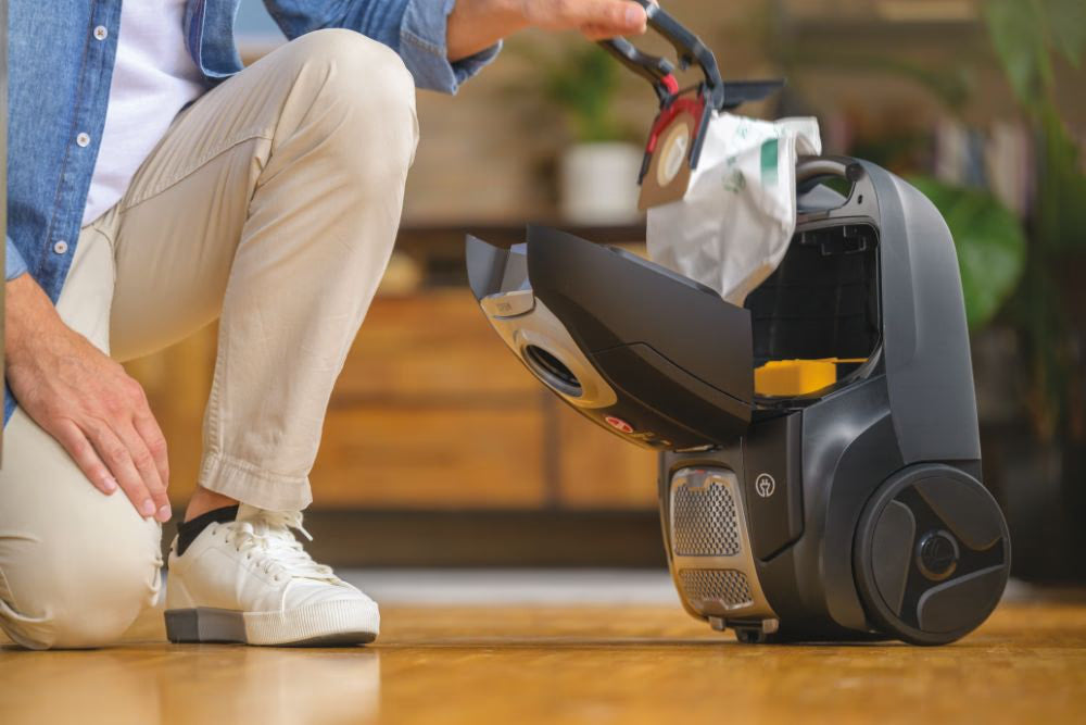 Aspirapolvere Hoover HE520PET011 a Traino con Filo con Sacco 700W Filtro Hepa