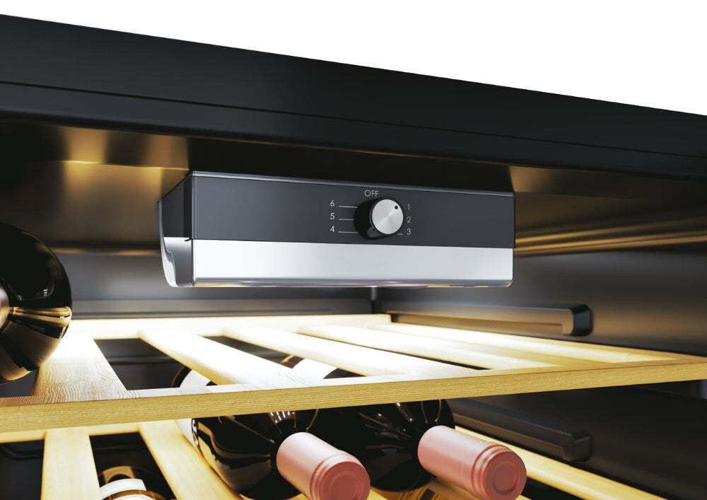 Cantinetta Candy CWC 150 MHF Libera Installazione Larghezza 49 cm 41 Bottiglie Nera Classe G