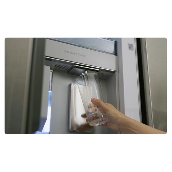 Frigorifero Samsung RF65DG960ESREF 4Porte Classe E Beverage Center 646L