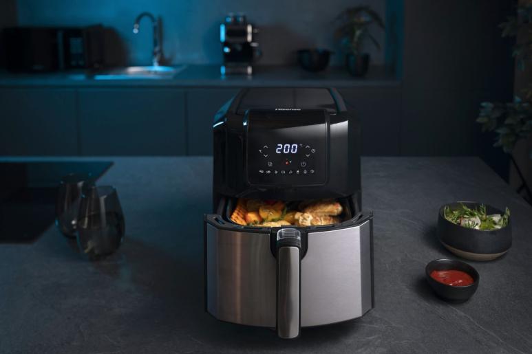 Friggitrice ad Aria Hisense H06AFBS1S3 1700W Capacità 5 lt 8 Programmi Preimpostati