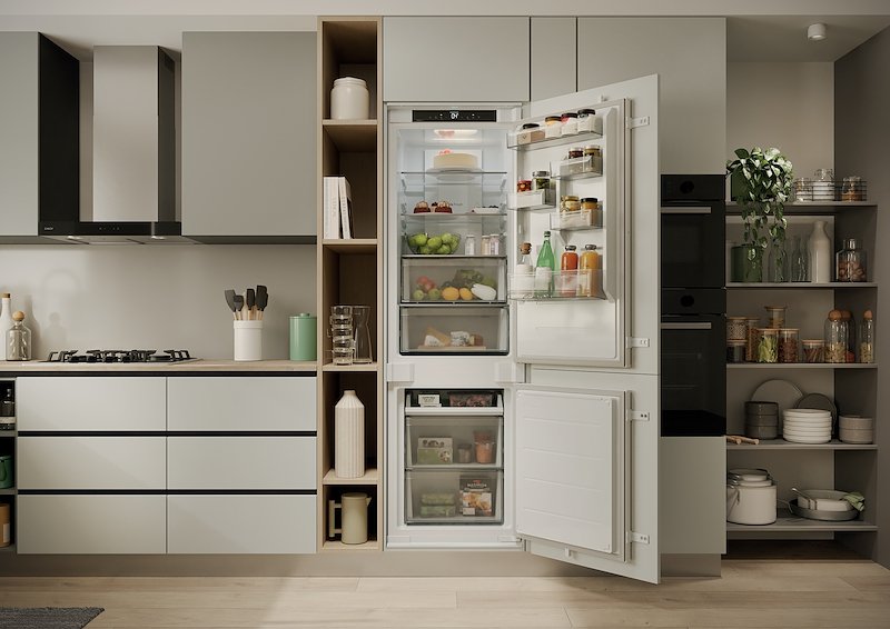 Frigorifero Candy CNBQT3518E Classe E Da Incasso 1,77 h No Frost