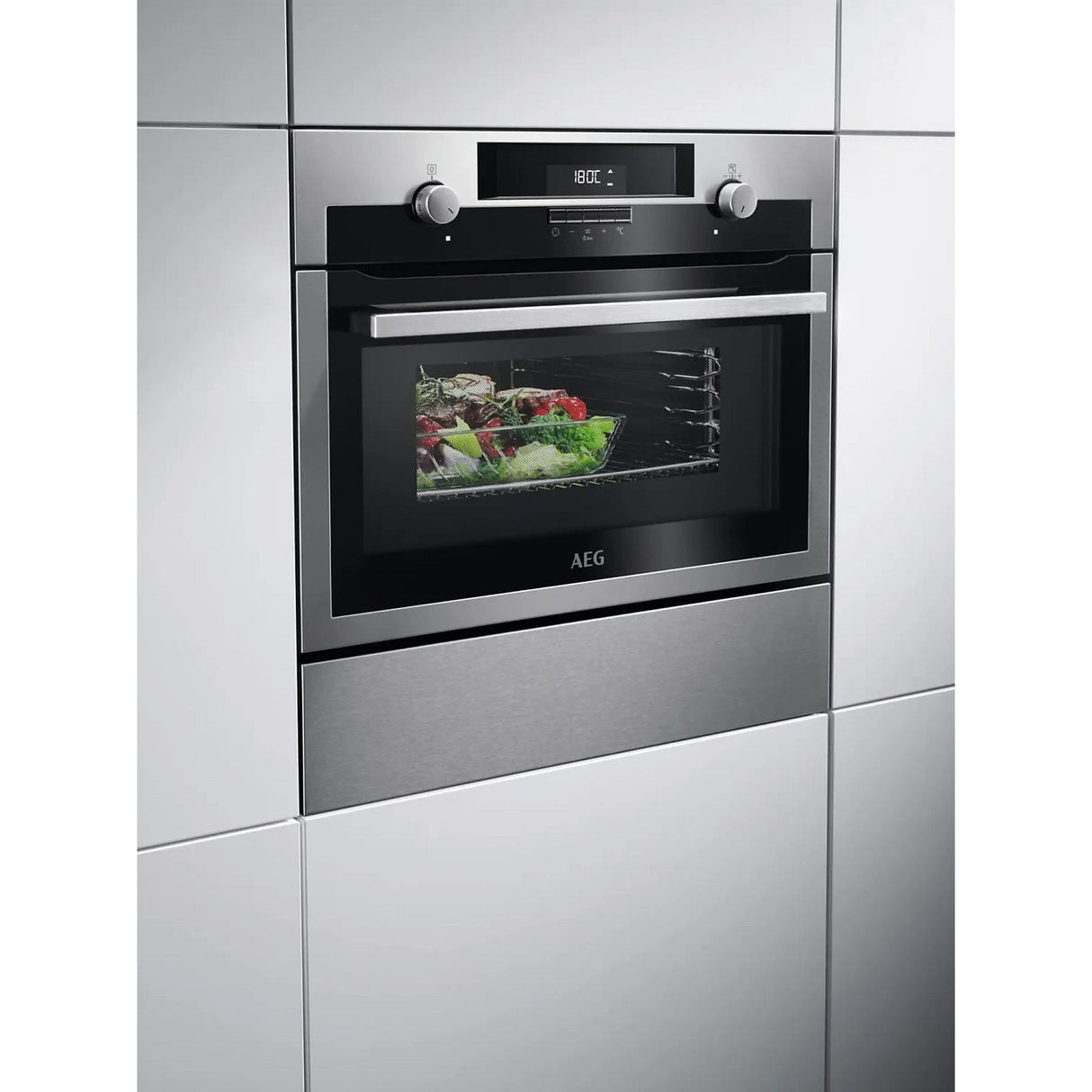 Forno Microonde Combinato Aeg KME561000M Da incasso Inox Antimpronta 43 Litri Ventilato Con Grill 9 Funzioni A+