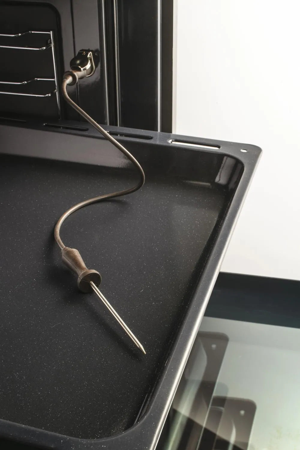 Forno Elettrico da Incasso Haier HWO60SM6B9BH 70 L Ventilato Multifunzione con Grill Pirolitico 60 cm Classe A+ Nero - I-Message Series 6