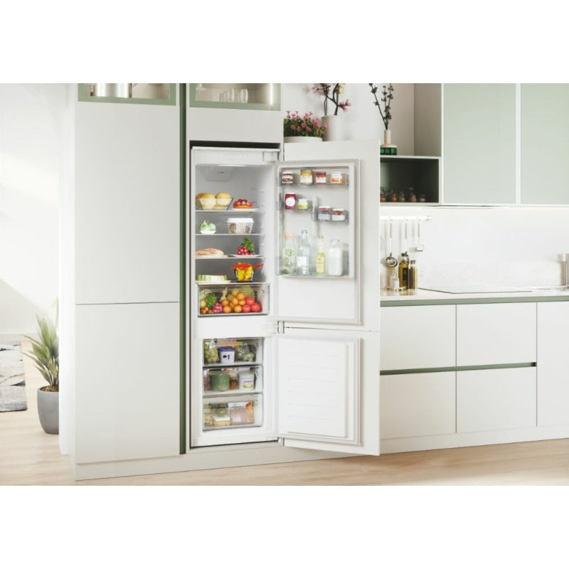 Frigorifero Da Incasso Candy  CNBQL3518EV  Combinato 268 Litri Classe E Ventilato