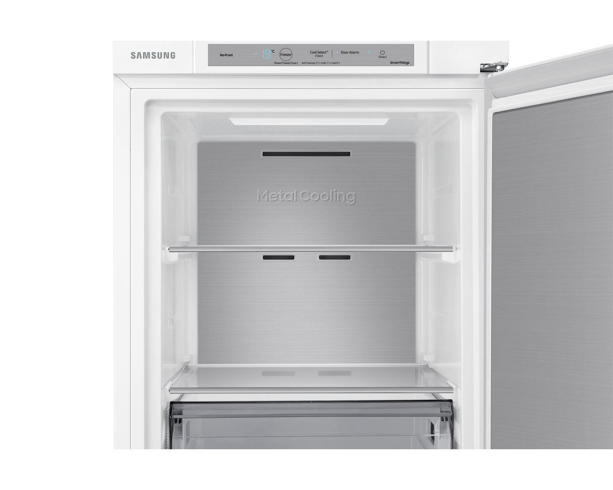 Freezer Monoporta Samsung BRZ22700EWW da Incasso 178 cm Total No Frost 218L Wi-Fi SmartThings Classe E