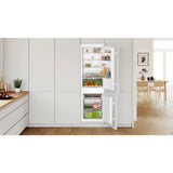 Frigorifero da incasso combinato Bosch KIV865SE0 177 cm Low Frost cerniera a traino Classe E